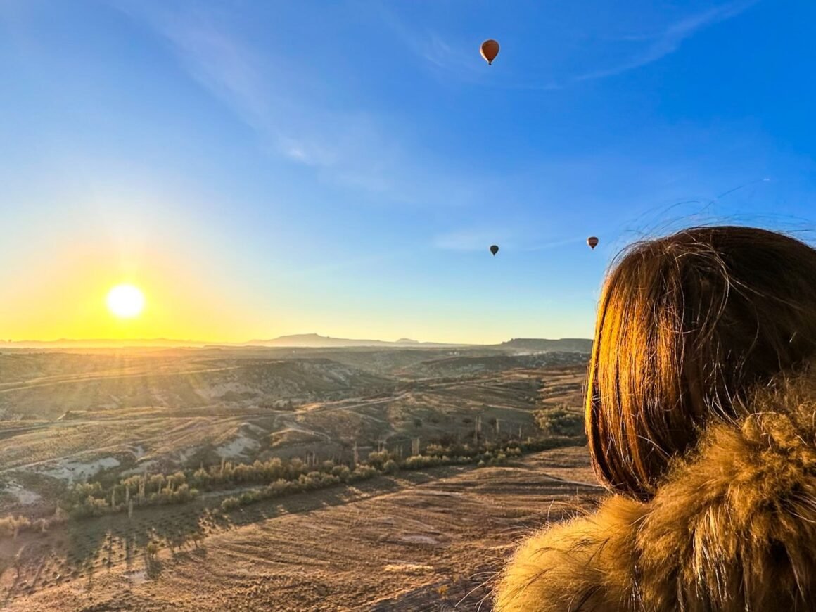panorama volo in mongolfiera