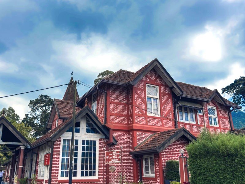 The Little England -poste office