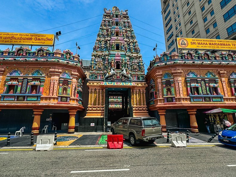 Tempio di Sri Mahamariamman, il più antico tempio indù di Kuala Lumpur, in Malesia