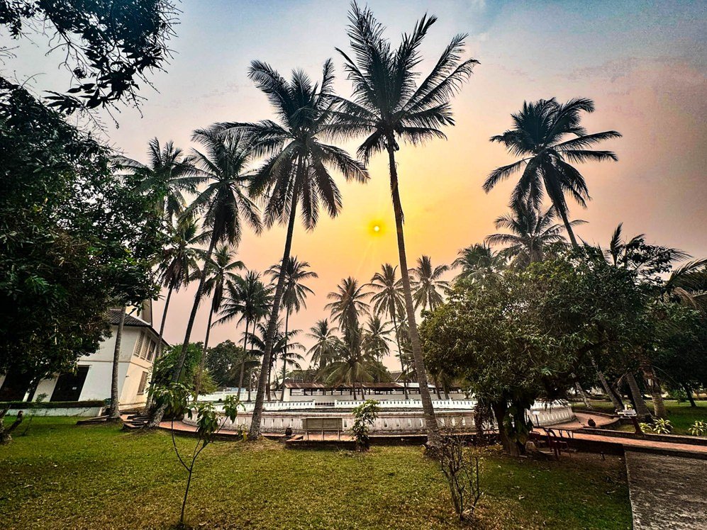 Il Palazzo Reale di Luang Prabang, Laos, fu costruito nel 1904 durante l'era coloniale francese per il re Sisavang Vong e la sua famiglia.