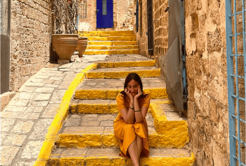 Perditi tra i vicoletti colorati della città vecchia