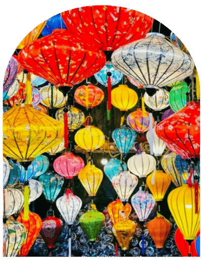 Le lanterne di Hoi An si distinguono per la loro varietà di forme e colori.